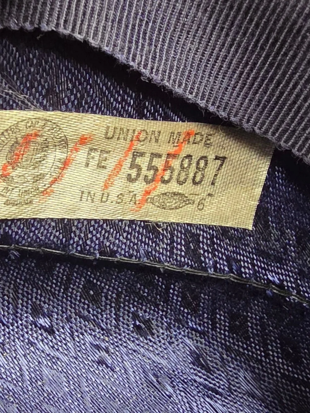 Vintage 1960s Navy Blue Pillbox Hat Veil Netting Bow Union Made USA Mid Century